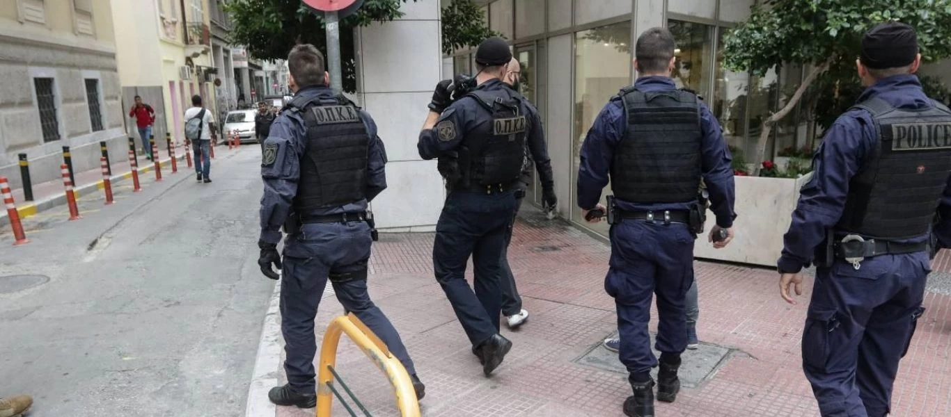 Επιστολή αστυνομικών κατά του υποχρεωτικού εμβολιασμού: «Απορρίπτουμε κάθε είδους διχαστικό διαχωρισμό»